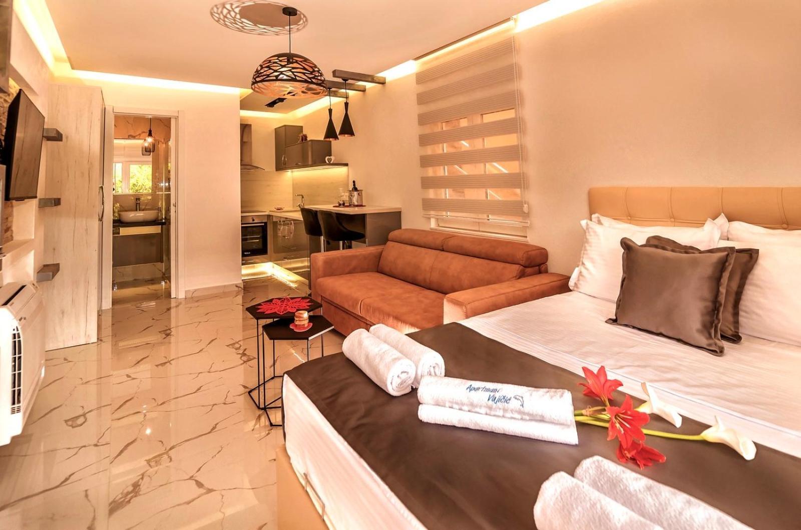 Apartments Vujicic Тиват Екстериор снимка